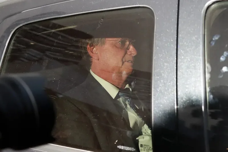 PF marca para a próxima quarta-feira depoimento de Bolsonaro em inquérito sobre atos golpistas