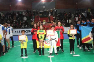 Abertura dos Joguinhos Abertos de Santa Catarina lota ginásio Rogério Valerim em Sombrio