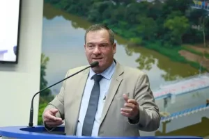 Pedido de impeachment contra prefeito interino de Tubarão é protocolado