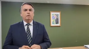 Vídeo: Bolsonaro grava vídeo em sua defesa após o Ministro Benedito Gonçalves votar pela sua inelegibilidade