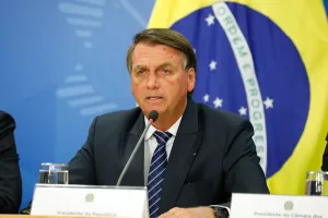 AO VIVO: Bolsonaro volta a ser julgado no TSE