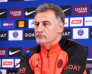 Treinador do PSG e filho são presos acusados de racismo e intolerância religiosa