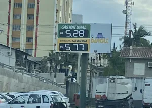 Gasolina já chega próximo á seis reais o litro em Criciúma