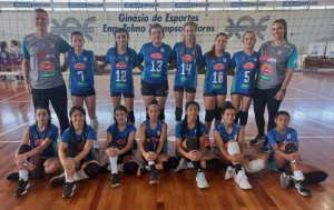 Vôlei de Forquilhinha estreia com vitórias e conquista segundo lugar na chave pelo Estadual