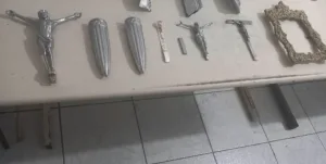 Homem é preso em flagrante após furtar objetos de cemitério em Araranguá