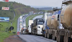 STF invalida 11 pontos da Lei dos Caminhoneiros sobre jornada de trabalho e pausas