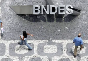 Empréstimos do BNDES cresceram 21% no 1º semestre de 2023
