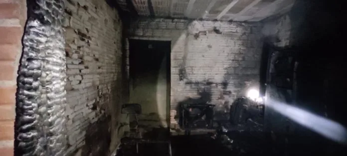Idoso morre carbonizado durante incêndio em casa de Tubarão