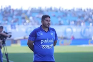 ‘Impacto Barroca’: Avaí mais que dobra número de vitórias na Série B após chegada do técnico