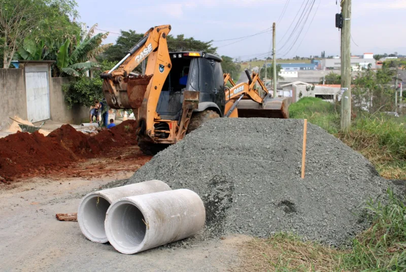 Prefeitura de Criciúma inicia pavimentação de ruas do bairro Cristo Redentor