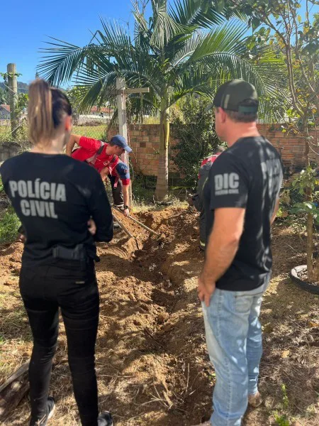 Justiça aceita denúncia do MPSC e acusado de assassinar a companheira e enterrar restos mortais é preso preventivamente em Tubarão