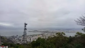 Ventanias e temporais devem se intensificar na tarde desta terça-feira em SC; veja a previsão