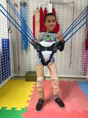 Pais criam vaquinha e vendem trufas para ajudar no tratamento de filho com paralisia cerebral