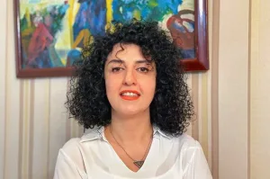 Ativista iraniana presa recebe Prêmio Nobel da Paz por luta pelos direitos das mulheres
