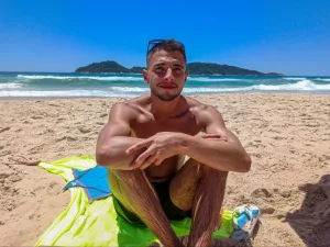 Guerra em Israel: brasileiro achado morto passou Réveillon em Florianópolis