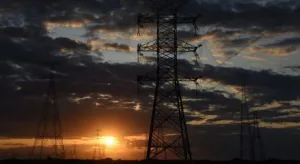 Brasil tem a conta de luz que mais pesa no bolso entre 34 países