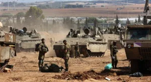 Israel continua bombardeios sobre Gaza e mata outro comandante do Hamas