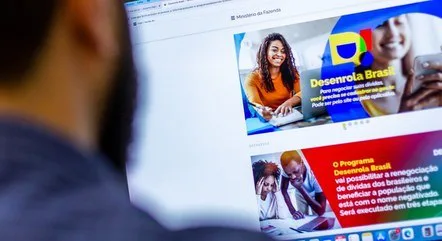 Quem paga dívidas pelo Desenrola Brasil deixa de ter acesso a crédito?