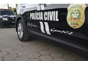 Governo de SC abre concurso público com salário de até R$ 22,8 mil