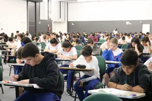 Estudantes de Criciúma se destacam no 7º Prêmio Acic de Matemática