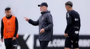Troca de treinador não surte efeito, e Corinthians segue ameaçado de rebaixamento