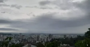 Quarta-feira marca “tranquilidade” antes da tempestade em SC