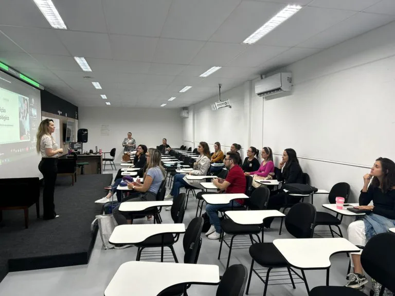 A Unesc Araranguá recebe palestra sobre Nutrição Oncológica