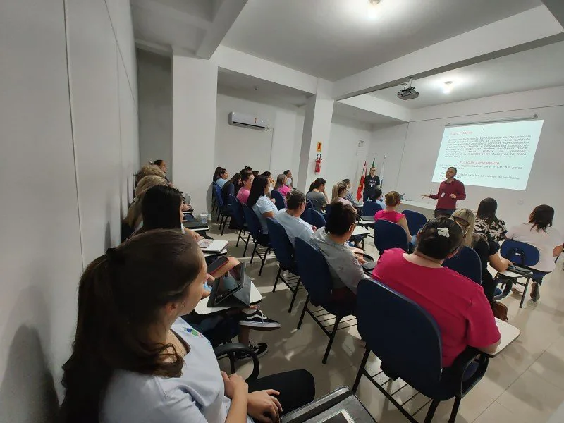 Morro da Fumaça: Treinamento de Coleta Seletiva para Agentes de Saúde Comunitária