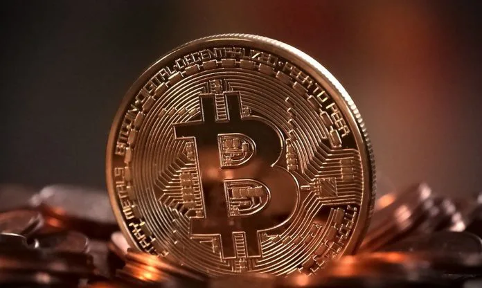 Homem movimenta R$ 6 mi através de golpe com criptomoedas e é preso