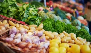 Preço de alimentos disparam com chuvas de outubro, em Florianópolis; veja o que ficou mais caro