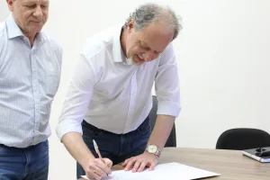 Vice-prefeito assume comando da Prefeitura de Treviso