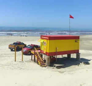 Praias do extremo sul do Estado passam a contar com guarda-vidas aos fins de semana