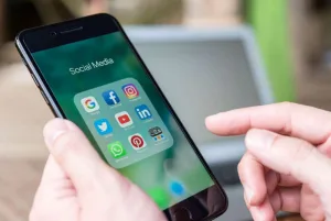 Rede Social é condenada a indenizar jovem que teve imagem usada em perfil falso de cunho sexual