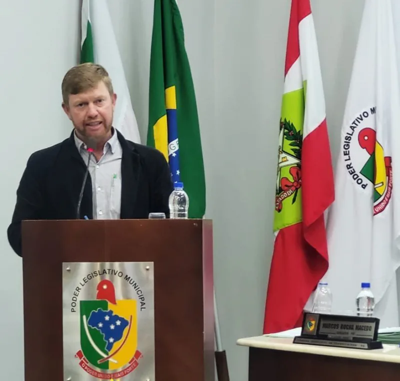 Marcos Rocha Macedo assume interinamente a presidência da Câmara de Forquilhinha