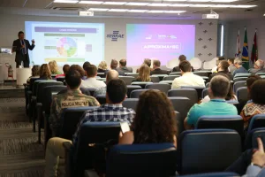 Aproxima+SC Diálogos debate fomento da CTI e do empreendedorismo em Santa Catarina