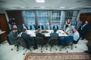 Alesc doará R$ 30 mi para auxiliar municípios e R$ 80 mi para projetos regionais