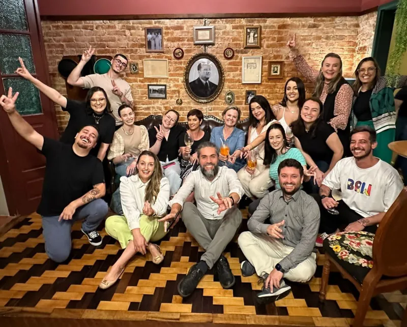 Tradição e inovação na gastronomia: Núcleo de Marketing da Acic visita o restaurante Nonno Lauro