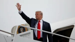 Donald Trump confirma presença na posse de Javier Milei
