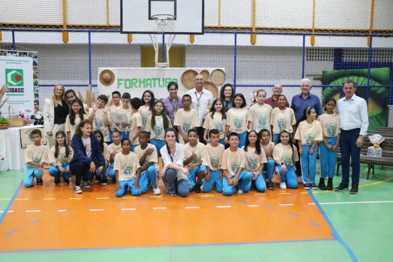 Nova Veneza forma 62 alunos no Programa Sanitarista Junior