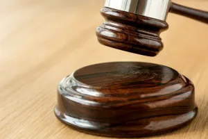 Júri em Araranguá condena dois homens a mais de 120 anos por duplo homicídio