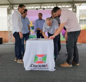 Governo de Criciúma oficializa transferência de área pública ao Asilo São Vicente de Paulo