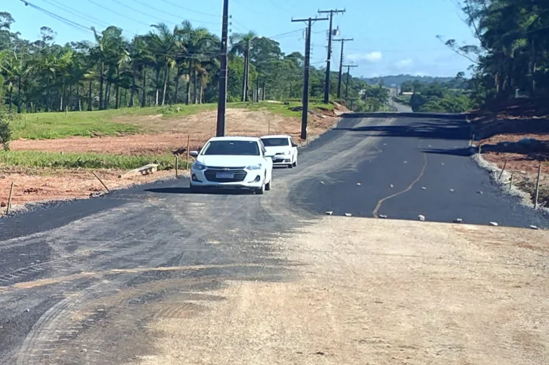 Pavimentação da Rodovia Libero Fortunato em fase de conclusão