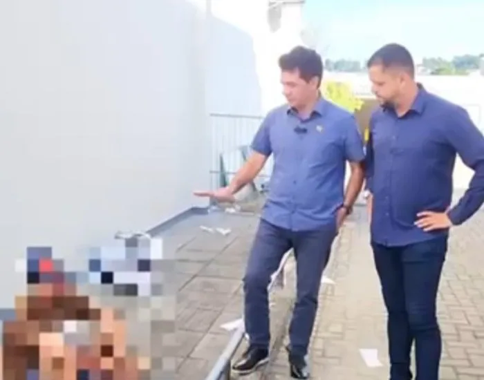 “Coloca ele pra capinar”: Prefeito de Criciúma toma providências ao se deparar com homem em situação de rua