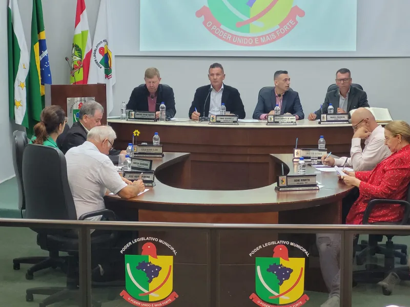 Vereadores cobram da Casan melhorias na rede no trecho da Rodovia Jacob Westrup