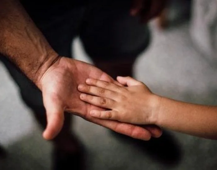 Cuidador é preso por estupro de vulnerável contra criança autista de 7 anos