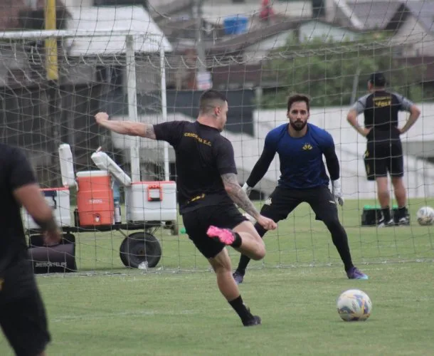 Criciúma faz último treino antes de receber o Brusque no Majestoso