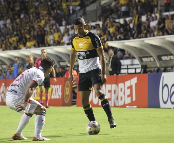 Brusque quebra invencibilidade de quatro meses do Criciúma no Majestoso