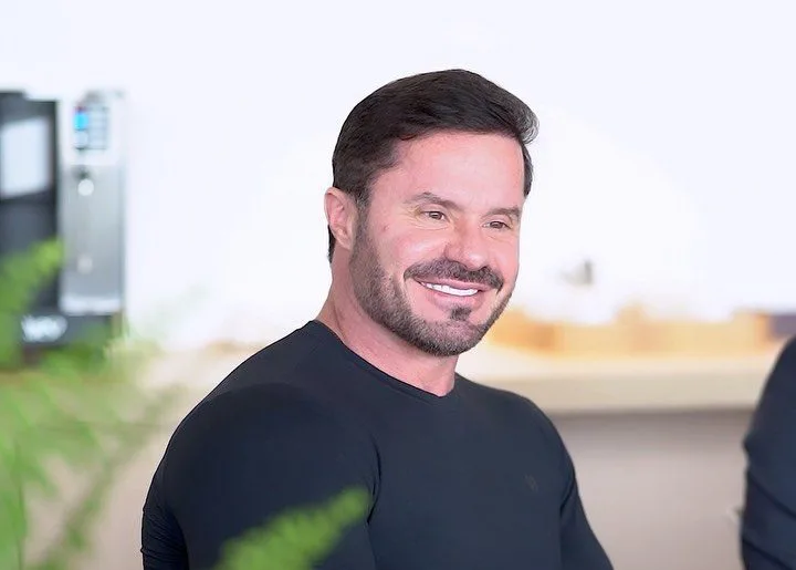 Influenciador Renato Cariani vira réu por tráfico de drogas
