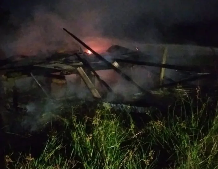 Incêndio em residência mobiliza Corpo de Bombeiros
