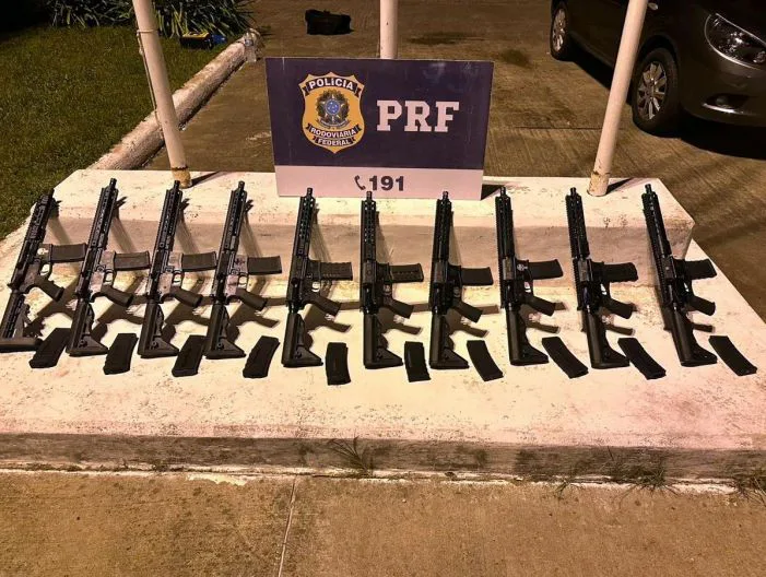 PRF localiza 10 fuzis escondidos em veículo na br-280